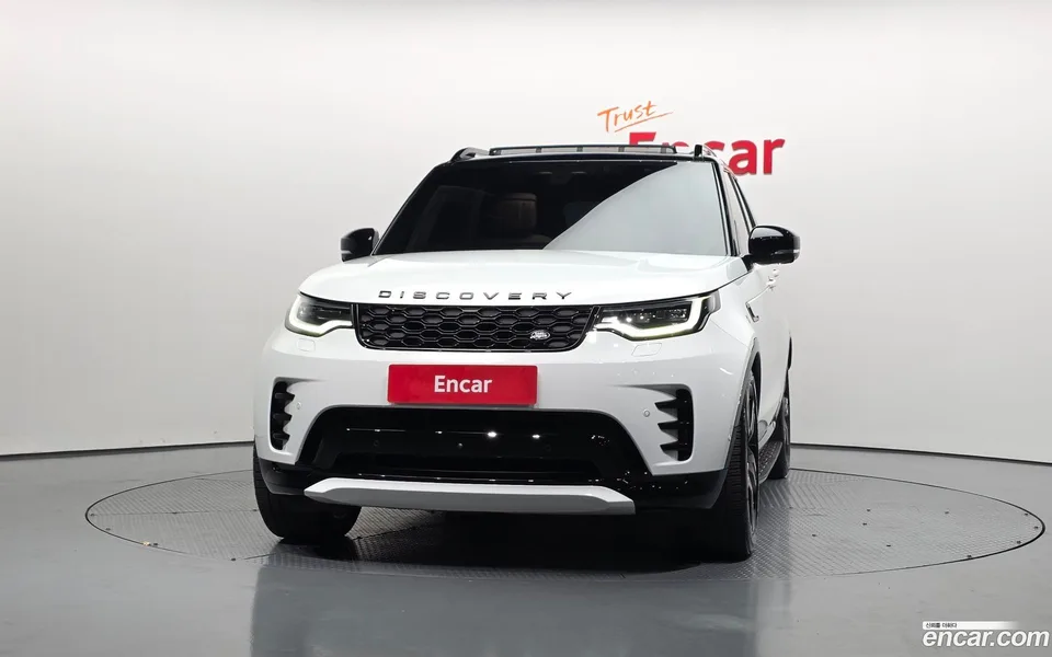 Land Rover Discovery P360 HSE 2024 — миниатюра 3