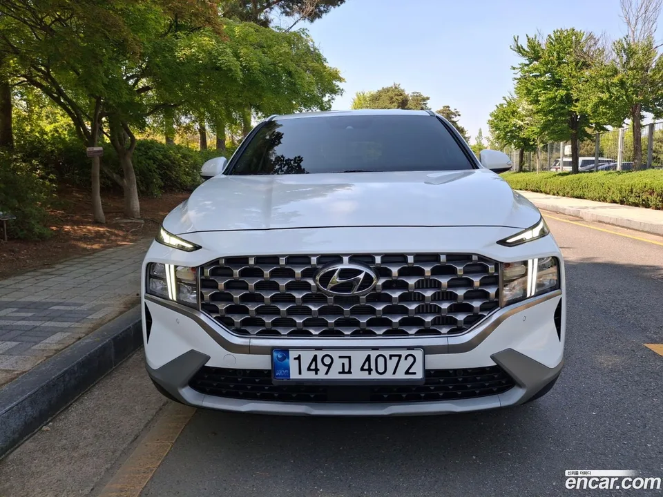 Hyundai SantaFe HEV 1.6 2WD 2022 — фото 1, купить с доставкой в Москву