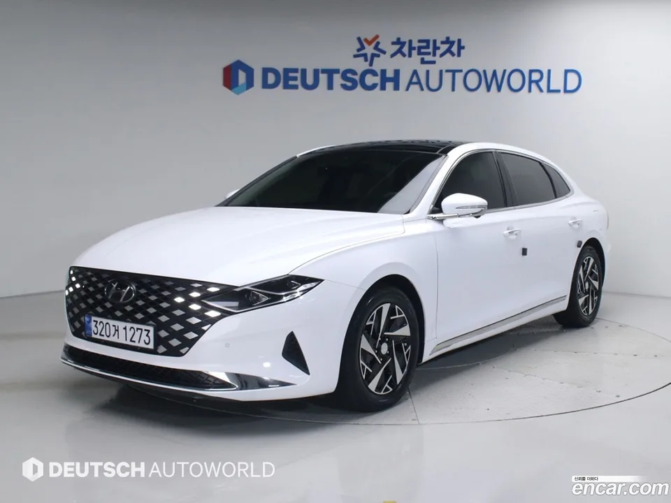 Hyundai Grandeur IG Hybrid 2022 — фото 1, купить с доставкой в Москву