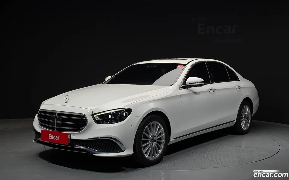 Mercedes-Benz E-Class E250 2022 — photo 1, buy with delivery to Moscow