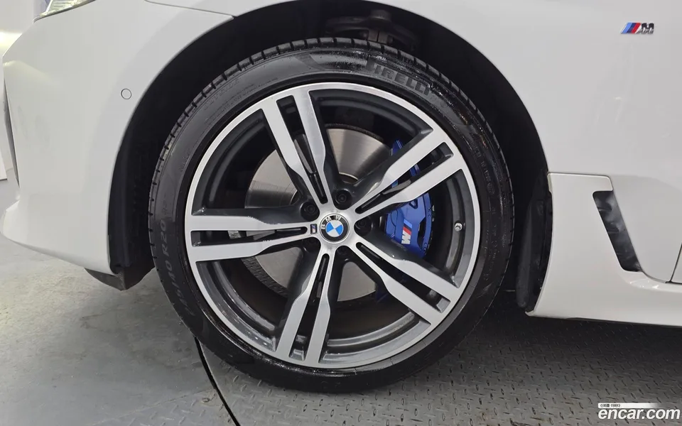 BMW 6 Series GT 630i xDrive M 2023 — миниатюра 2