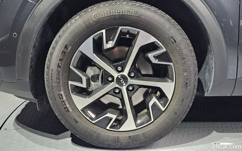 Kia Sportage Hybrid 2WD 2024 — миниатюра 2