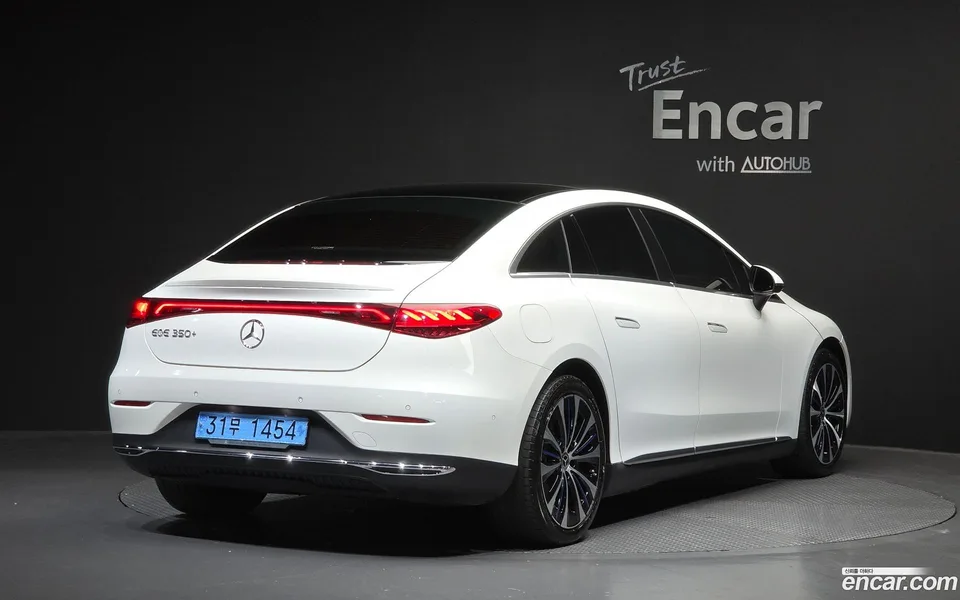 Mercedes-Benz EQE 2023