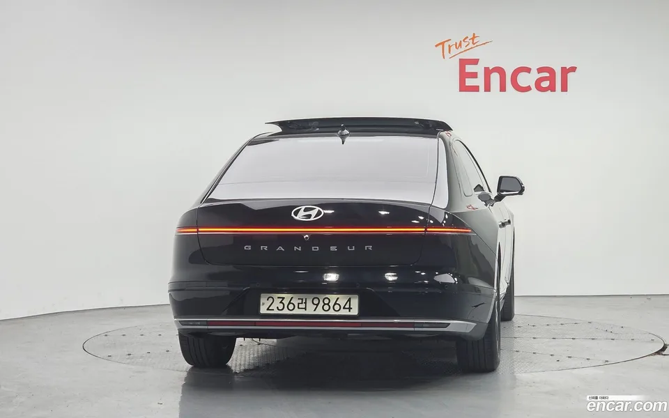 Hyundai Grandeur Hybrid 2024 — миниатюра 4