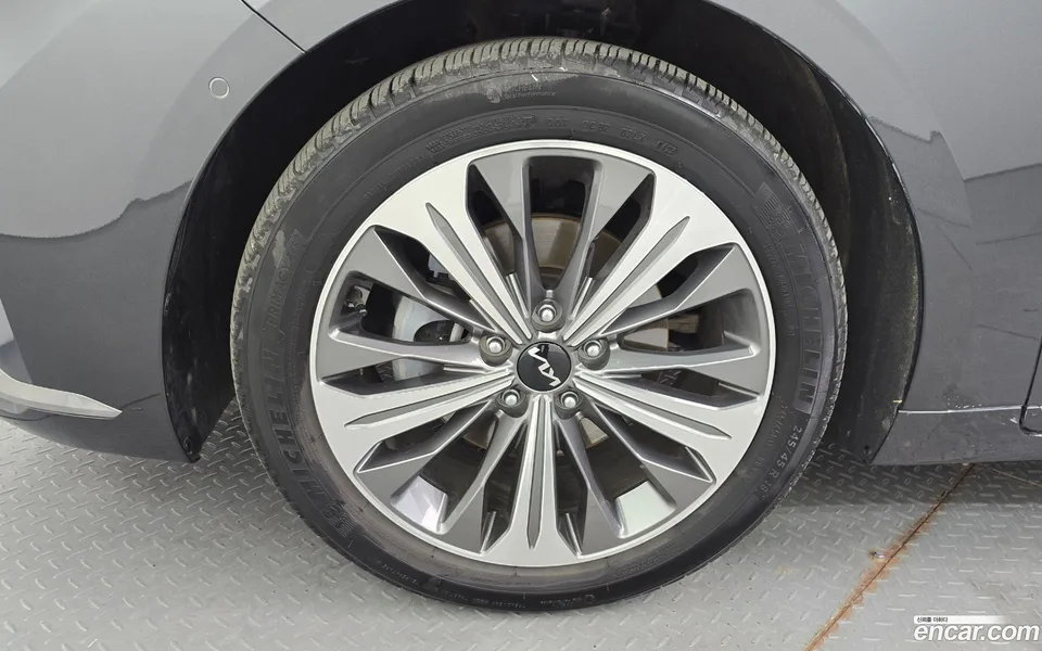 Kia K8 Hybrid 2023 — миниатюра 2