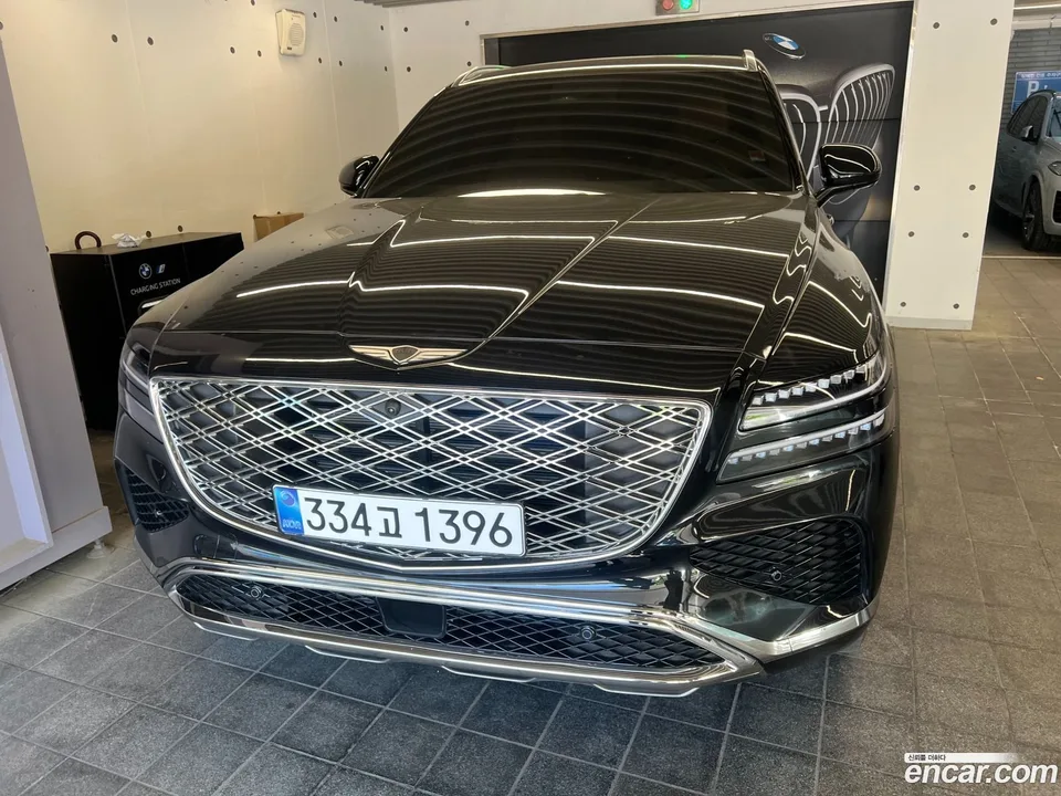 Genesis GV80 2.5T AWD 2025 — фото 1, купить с доставкой в Москву