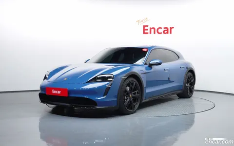 Porsche Taycan 2022 купить в Москве