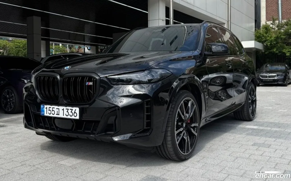 BMW X5 M60i 2025 — миниатюра 3