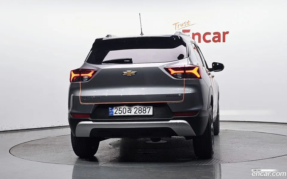 Chevrolet Trailblazer 1.3 4WD 2023 — миниатюра 4