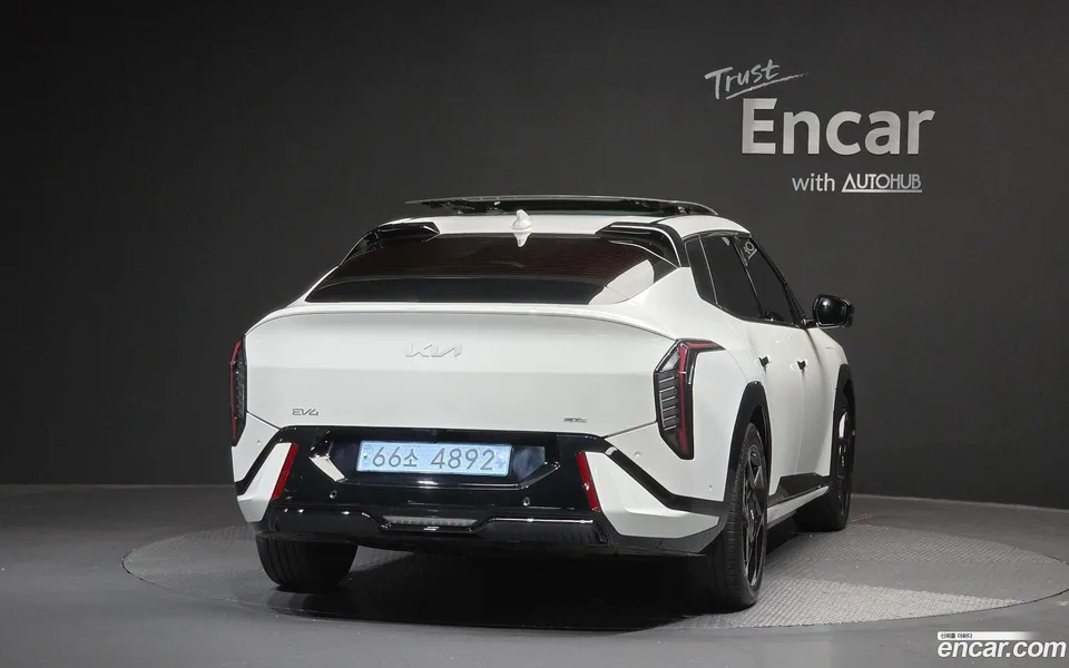 Kia EV4 2WD 2025 — миниатюра 4