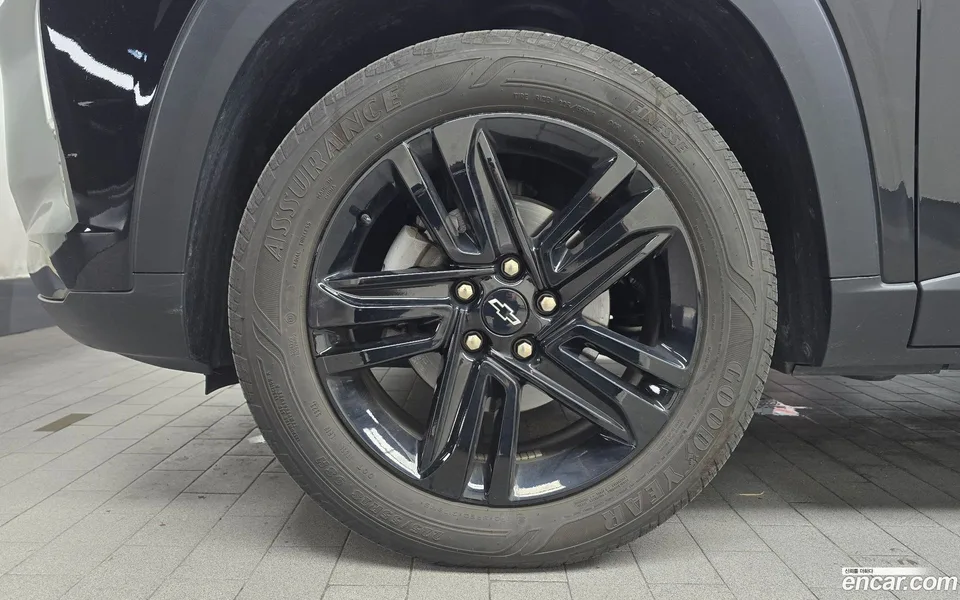 Chevrolet Trax Crossover 1.2 ACTIV 2023 — миниатюра 2