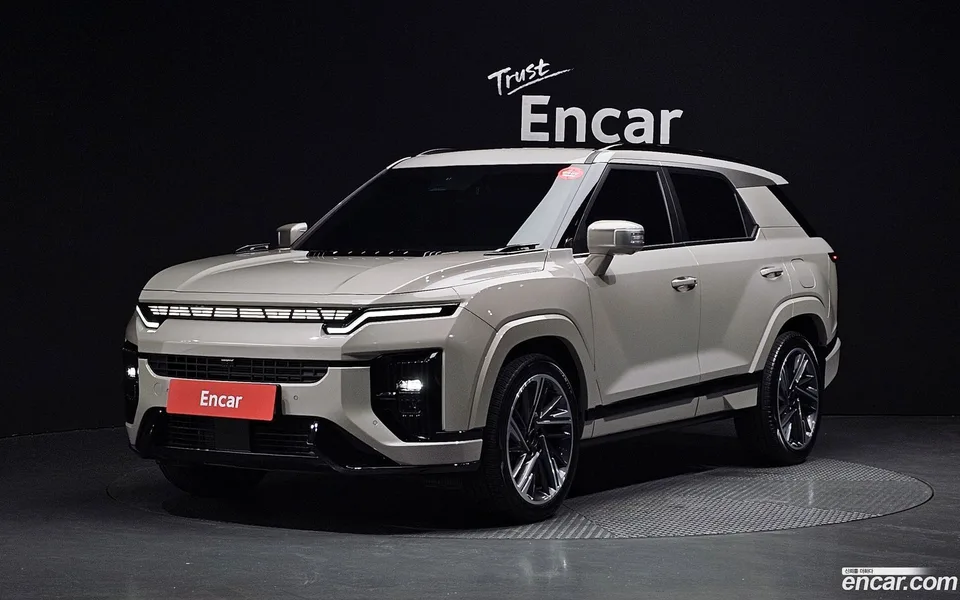 KG Mobility Actyon HEV 1.5 2WD 2025 — фото 1, купить с доставкой в Москву