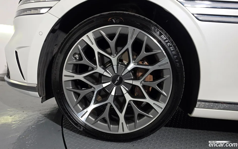 Genesis G90 3.5 e-S/C AWD 2023 — миниатюра 5