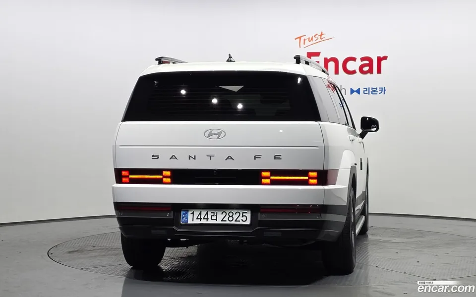 Hyundai SantaFe HEV 1.6 2WD 2024 — миниатюра 4