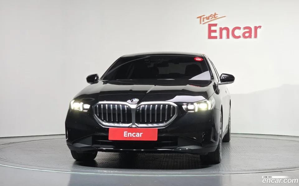 BMW 5 Series 523d 2024 — миниатюра 3