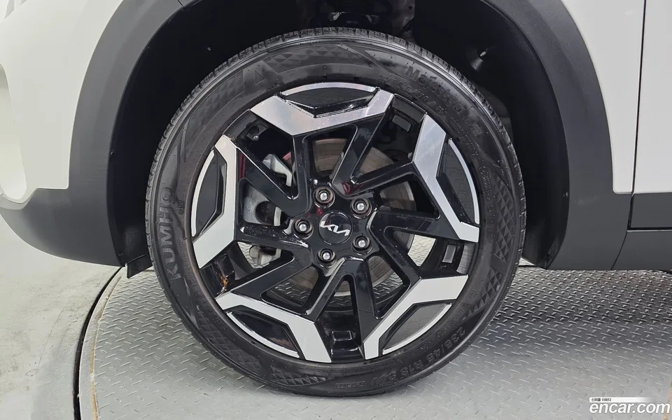 Kia Seltos 1.6 2WD 2024 — миниатюра 2