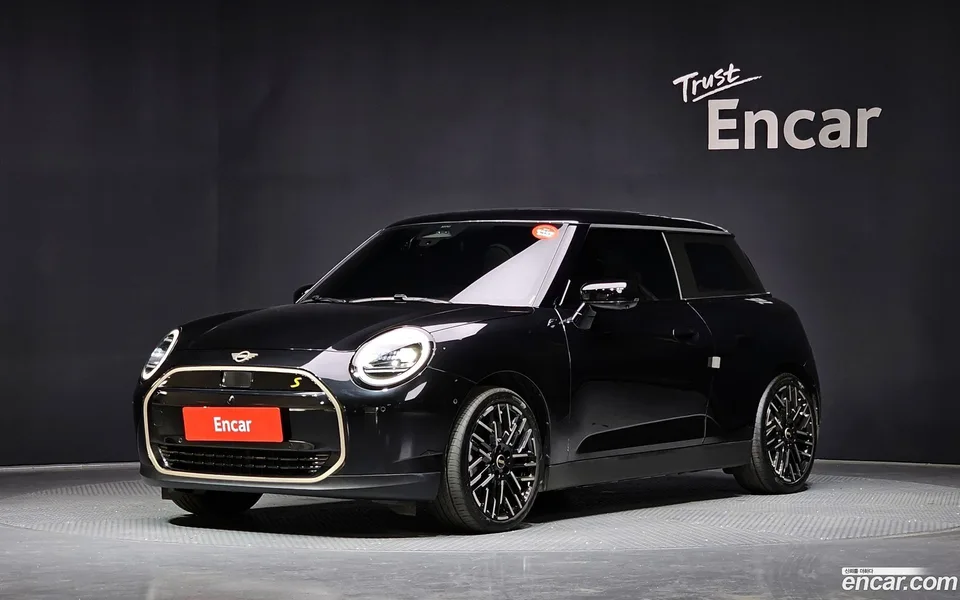 MINI Cooper Electric 2024