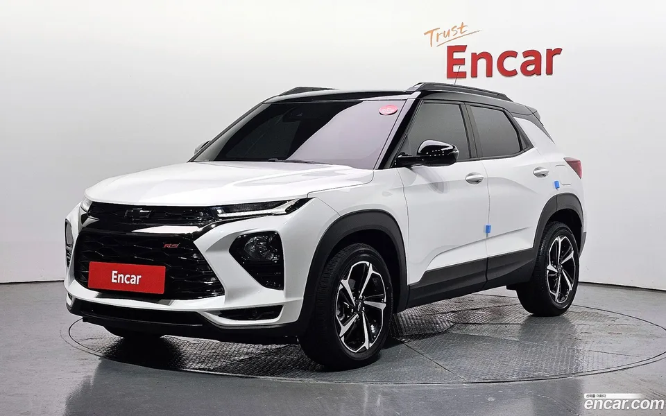 Chevrolet Trailblazer 1.3 2WD 2022 — фото 1, купить с доставкой в Москву