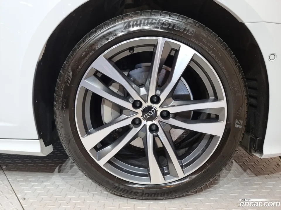 Audi A6 45 TFSI 2023 — миниатюра 2