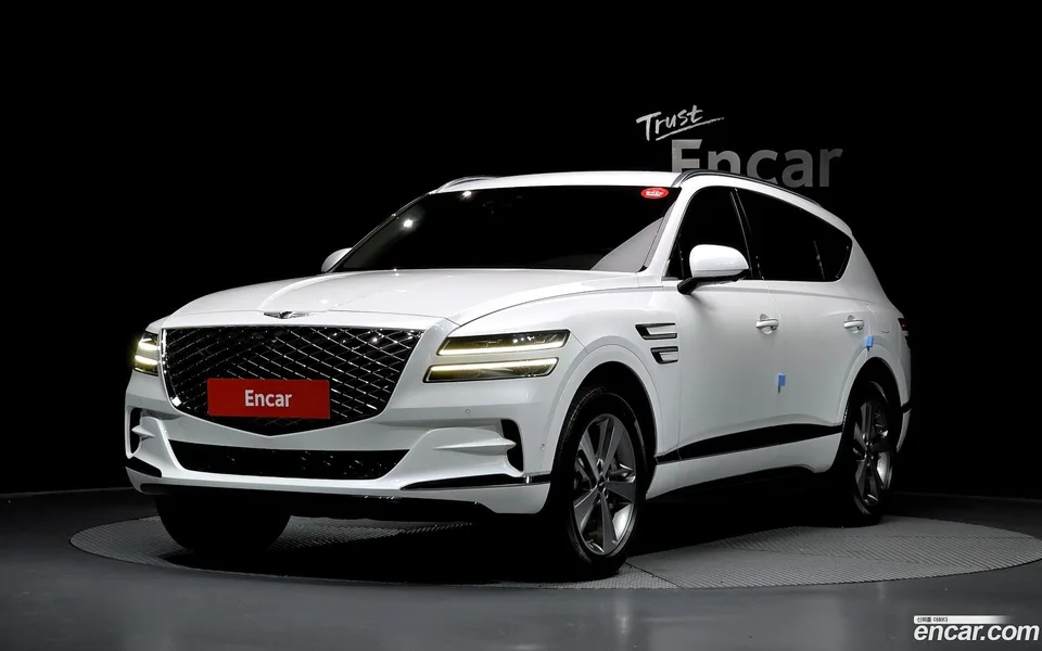 Genesis GV80 2.5T AWD 2023 — фото 1, купить с доставкой в Москву