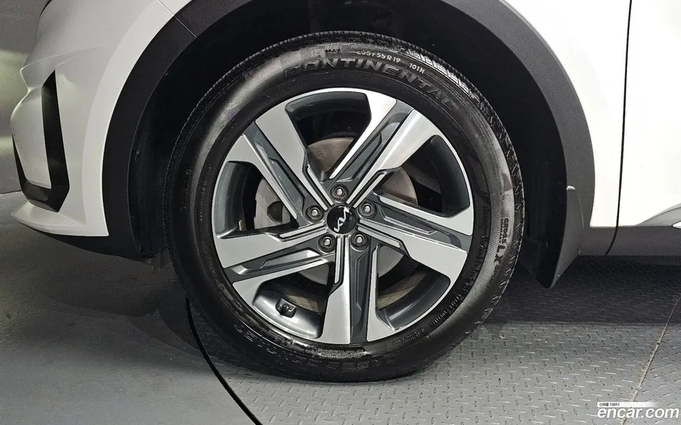 Kia Sorento HEV 1.6 2WD 2023 — миниатюра 5