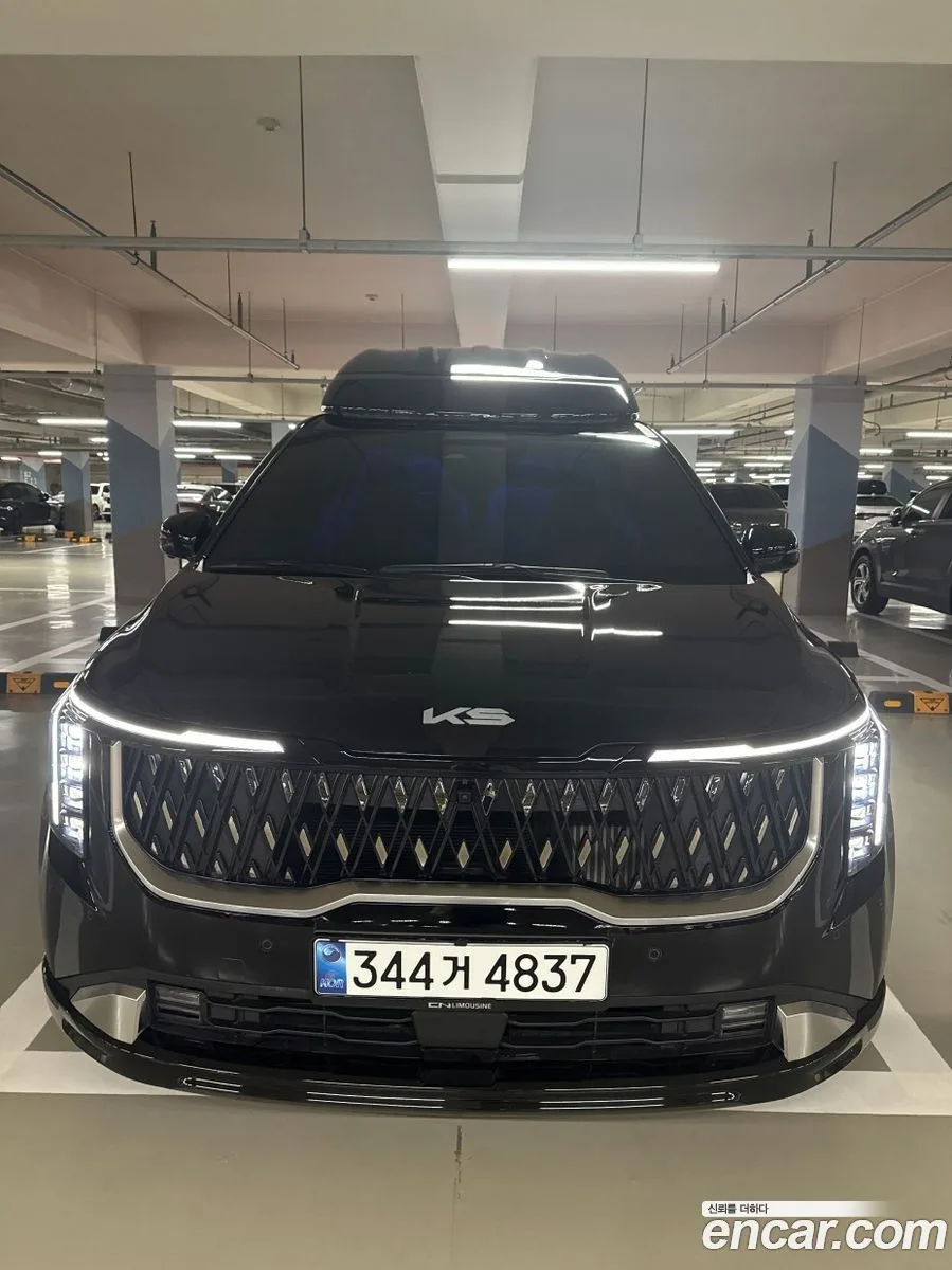 Kia Carnival HEV 4 () 2024 — фото 1, купить с доставкой в Москву