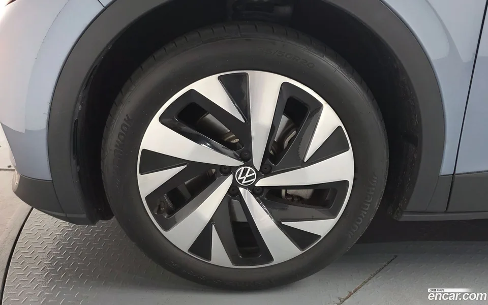 Volkswagen ID.4 2023 — миниатюра 2