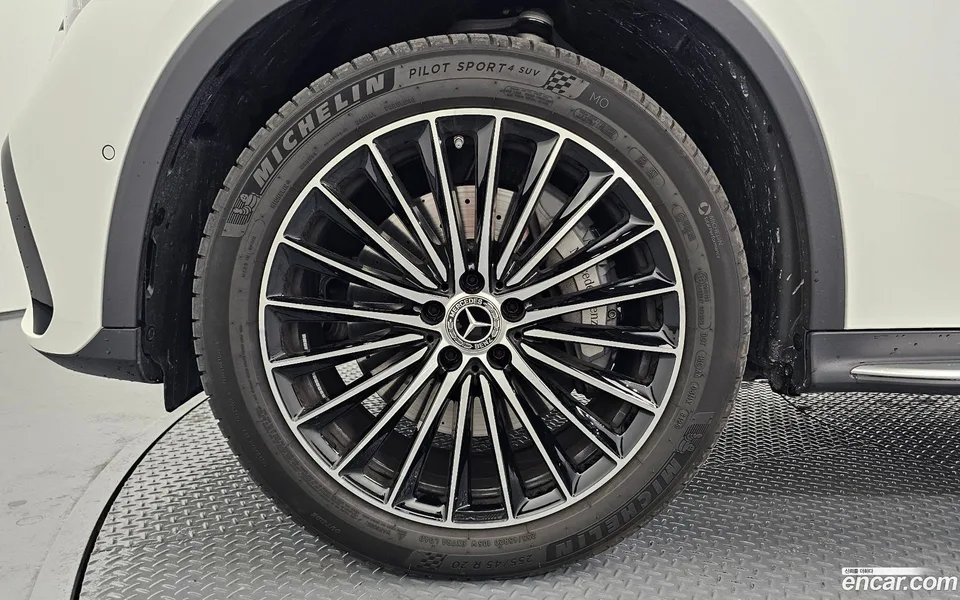Mercedes-Benz GLC-Class GLC300 4MATIC AMG Line 2026 — миниатюра 5