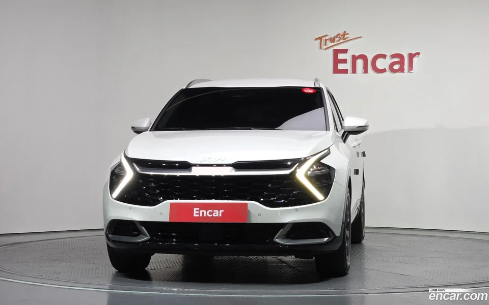Kia Sportage 2.0 2WD 2022 — миниатюра 3