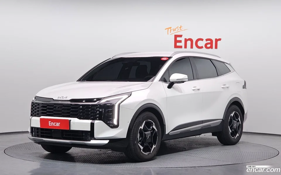 Kia Sportage 1.6 2WD 2025 — фото 1, купить с доставкой в Москву