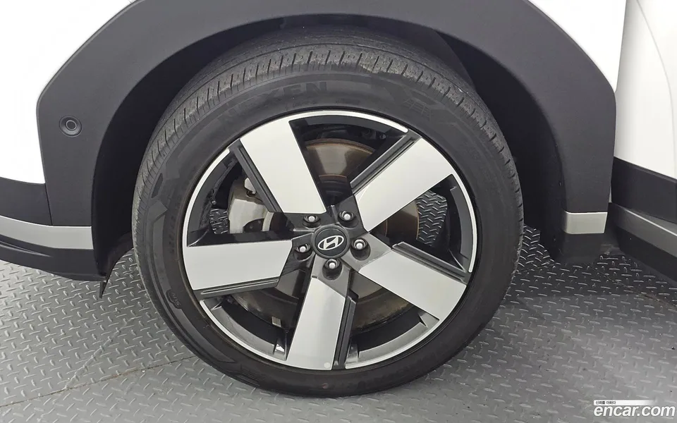 Hyundai SantaFe 2.5T 2WD 2023 — миниатюра 2