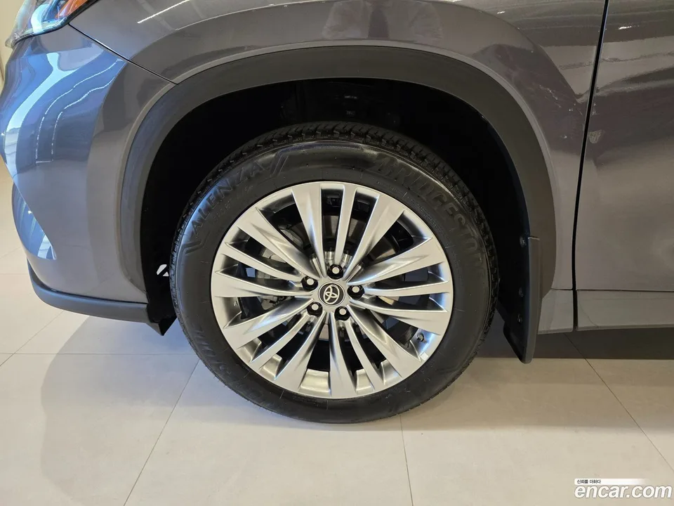Toyota 4 2.5 4WD 2025 — миниатюра 2