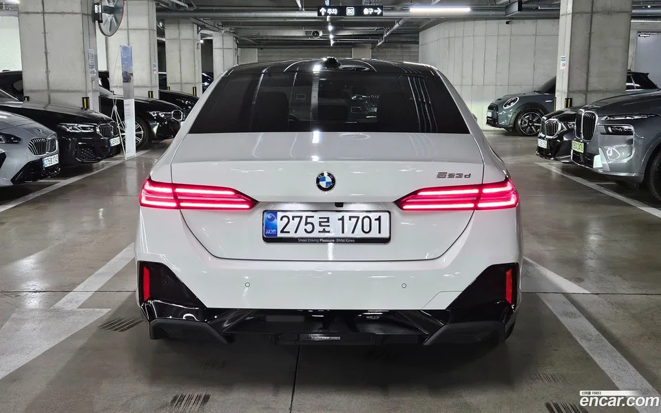 BMW 5 Series 523d M 2025 — миниатюра 4