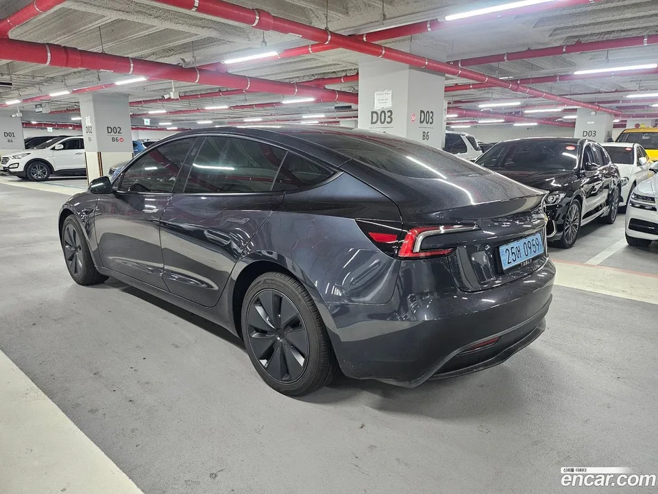 Tesla Model 3 RWD 2025 — миниатюра 2