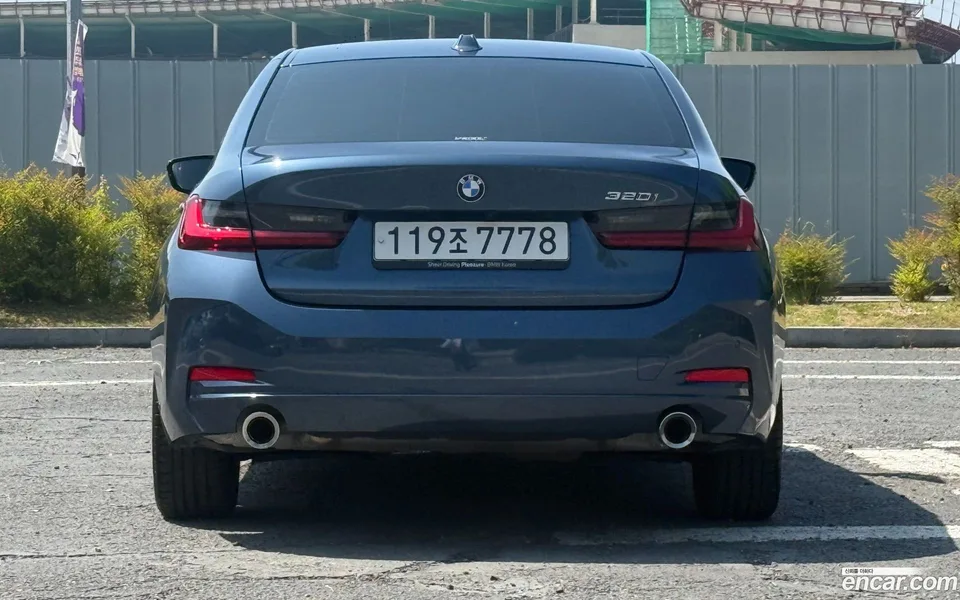 BMW 3 Series 320i 2025 — миниатюра 4