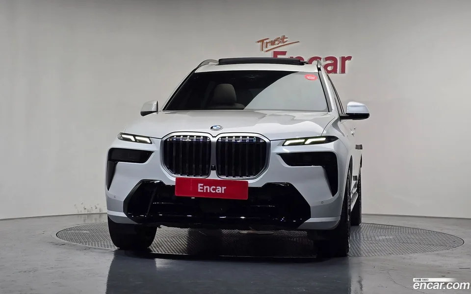 BMW X7 xDrive 40i M 6 2024 — миниатюра 3
