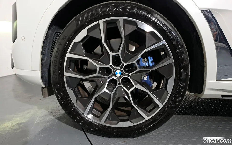 BMW X7 xDrive 40i M 6 2024 — миниатюра 5