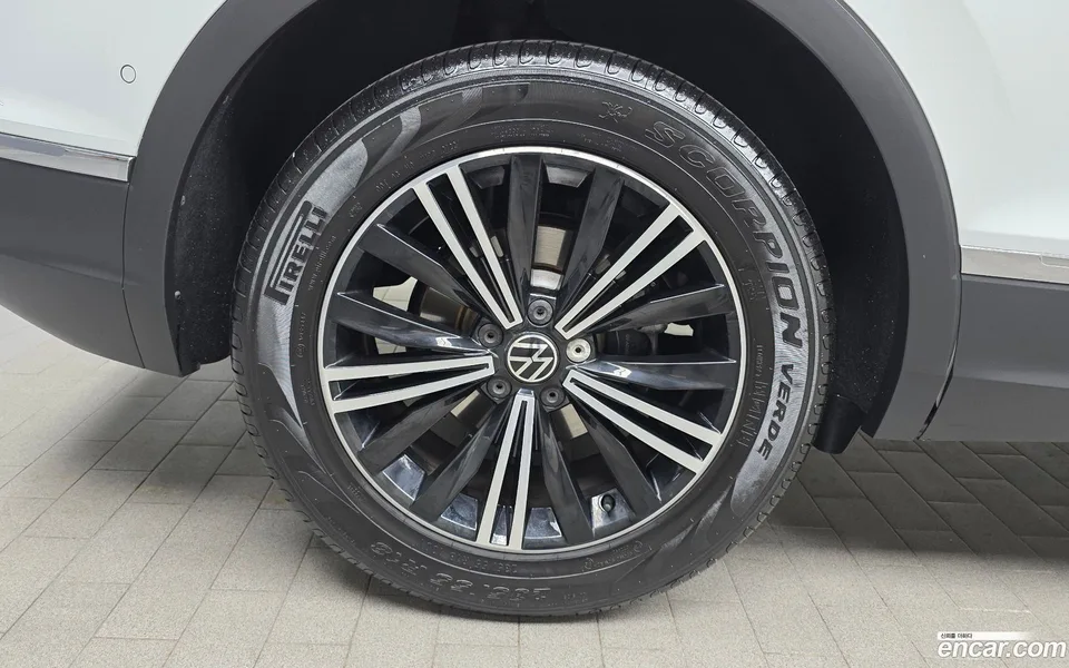 Volkswagen Tiguan 2.0 TDI 2022 — миниатюра 5