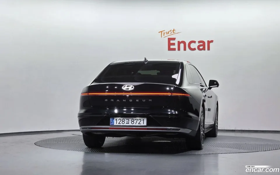 Hyundai Grandeur Hybrid 2023 — миниатюра 4