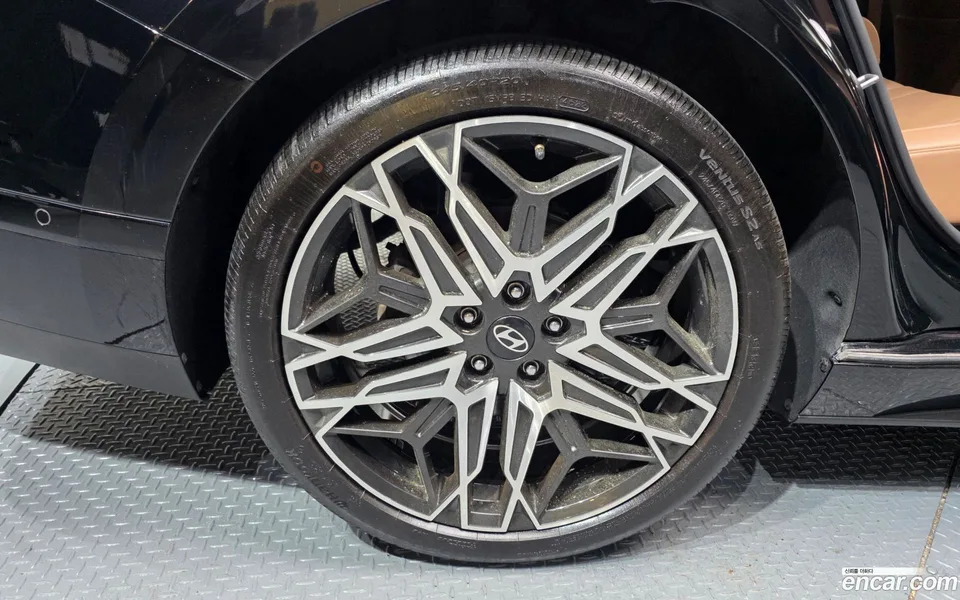 Hyundai Grandeur Hybrid 2023 — миниатюра 5