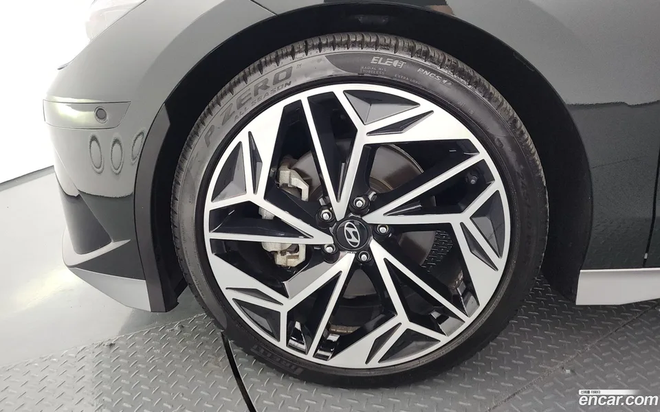 Hyundai Ioniq 6 2022 — миниатюра 2