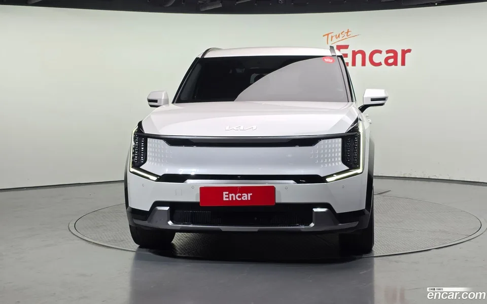 Kia EV9 4WD 2023 — миниатюра 3