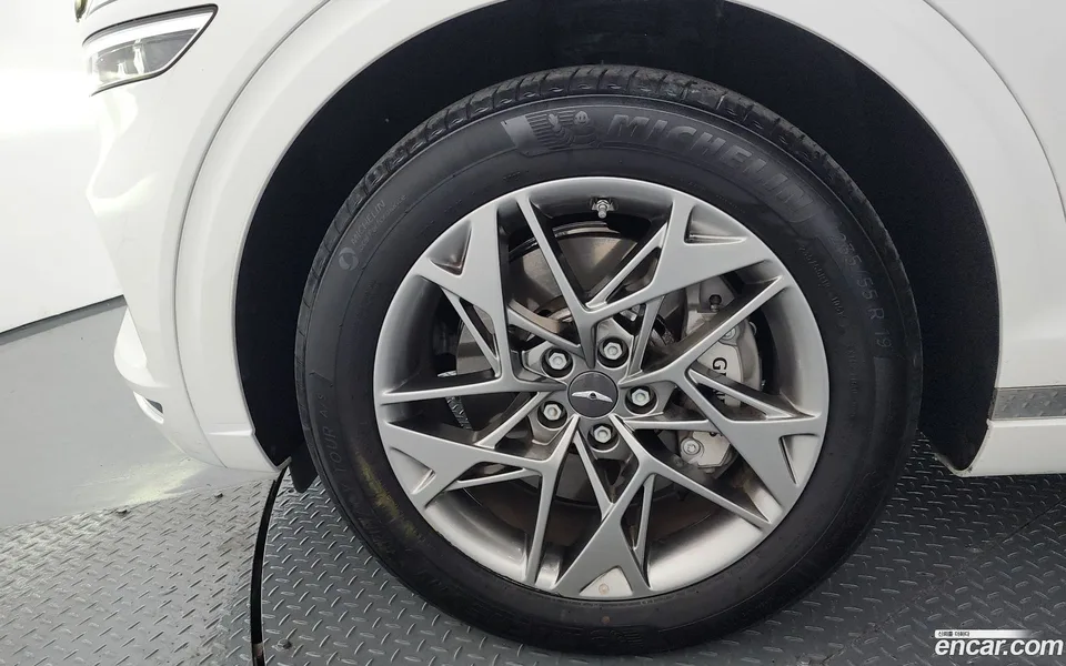 Genesis GV70 2.5T 2WD 2023 — миниатюра 5