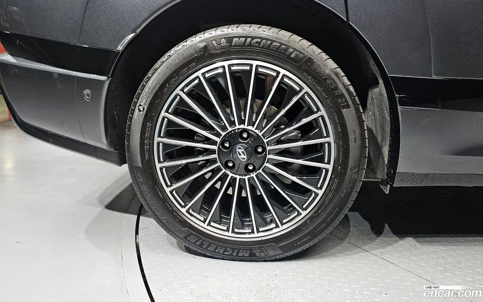 Hyundai Ioniq 9 AWD 2025 — миниатюра 5
