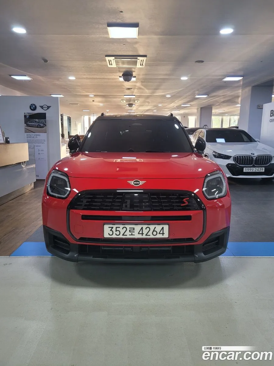 MINI Cooper S Countryman ALL4 2024 — миниатюра 3