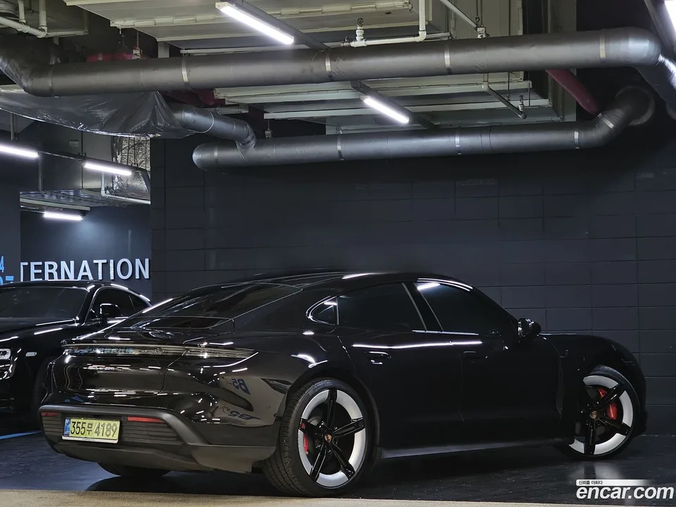 Porsche Taycan 4S 2025 — миниатюра 5