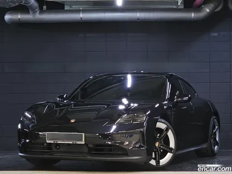 Porsche Taycan 2025 buy in Moscow