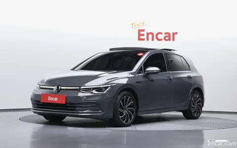 Volkswagen Golf 2023 купить в Москве