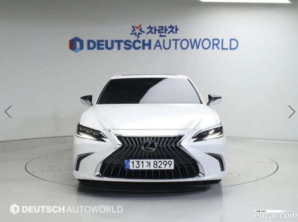 Lexus ES 300h 2024 — миниатюра 3