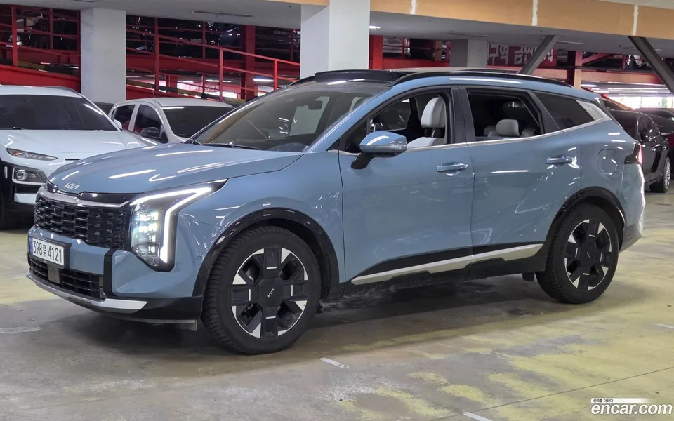 Kia Sportage 1.6 4WD 2025 — фото 1, купить с доставкой в Москву